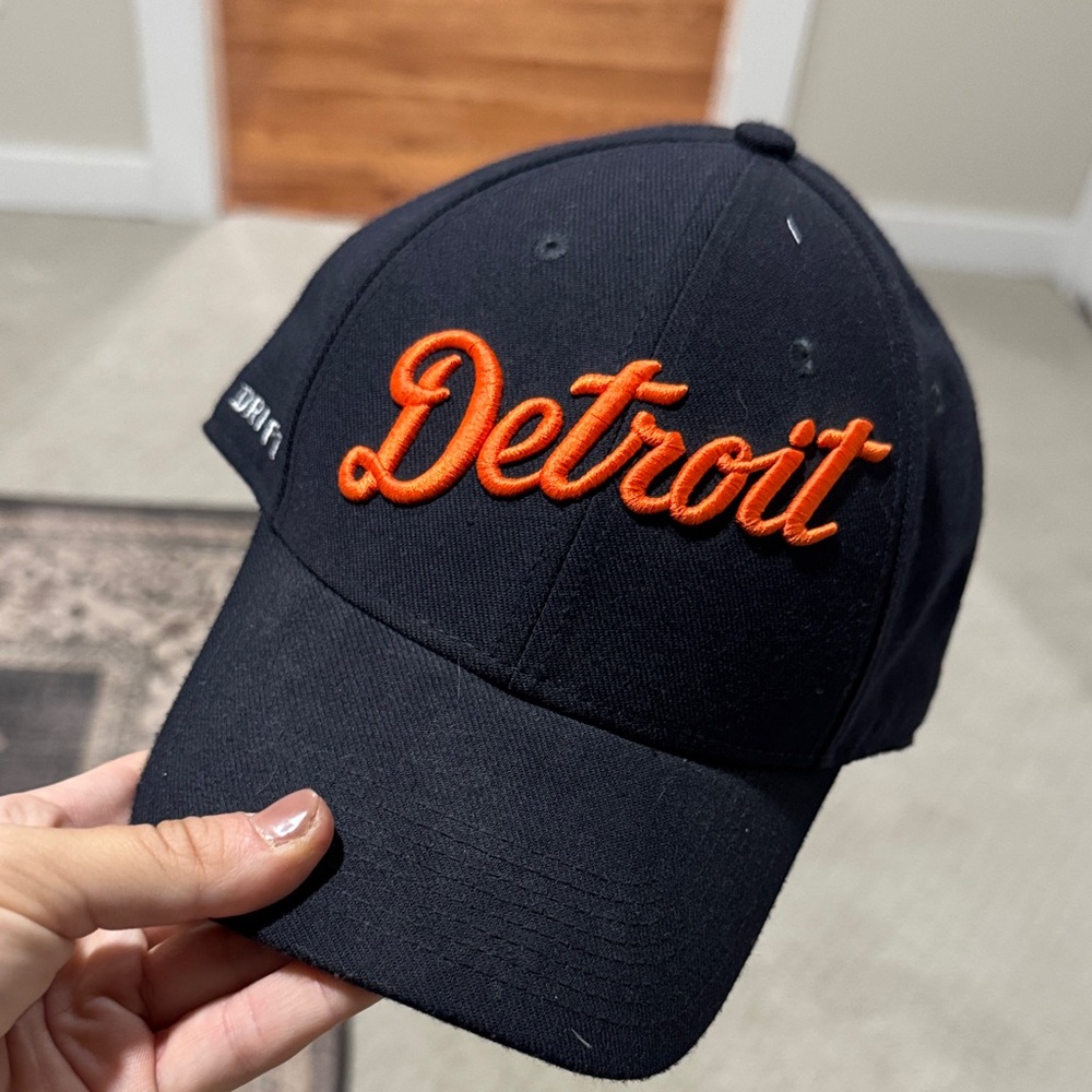 NIKE Navy Detroit Cap with Orange Embroidery Tigers